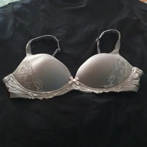 Victoria secret   Body by Victoria no wire